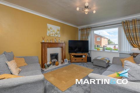 3 bedroom semi-detached house for sale, Mayfield Court, Wakefield WF5