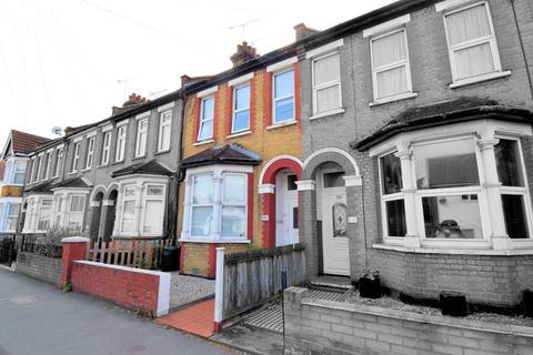 3 bedroom terraced house for sale, Fairfax Drive, Westcliff-on-Sea