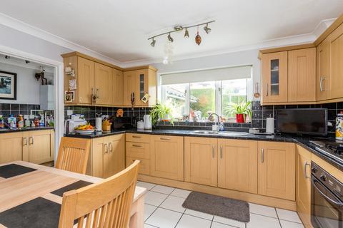 4 bedroom detached house for sale, Thorpe Street, Raunds NN9