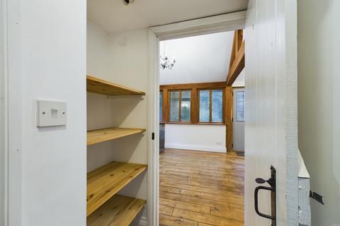 4 bedroom barn conversion to rent, Plymouth PL7