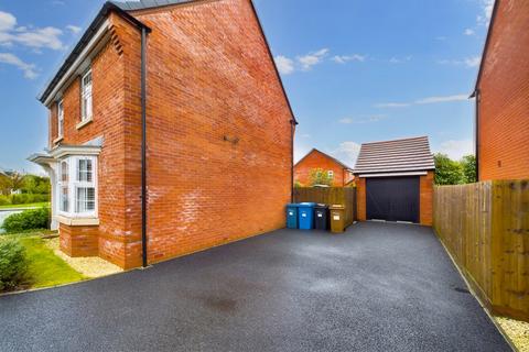 4 bedroom detached house for sale, Fenn Croft, Lichfield