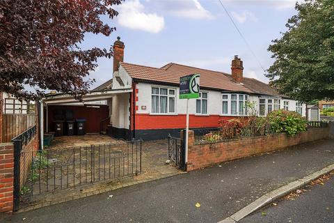 30 Seddon Road, Morden, SM4 6EL