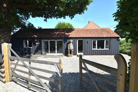 1 bedroom detached bungalow for sale, Aylsham Road, Swanton Abbott NR10