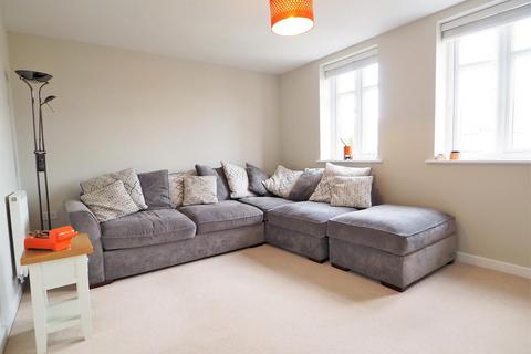 4 bedroom semi-detached house for sale, Restfil Way, Fernwood, Newark