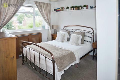 13 Breeden Drive, Curdworth, Sutton Coldfield, B76 9HL