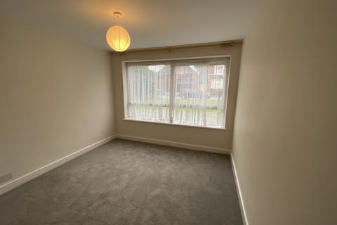 2 bedroom ground floor flat to rent, St. Bernards Road, Solihull B92