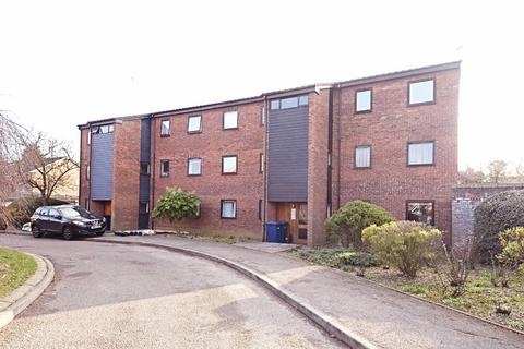 2 bedroom flat to rent, Rowlands Close, Mill Hill