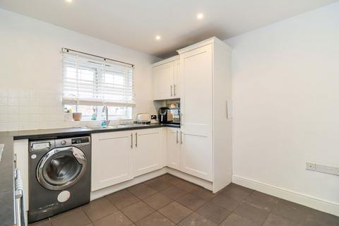 3 bedroom terraced house for sale, Cameron Road, Chesham HP5