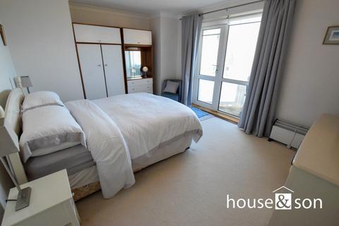 3 bedroom apartment for sale, Elizabeth Court, Grove Road, East Cliff, Bournemouth, BH1