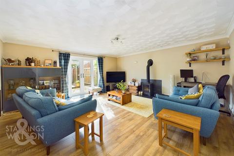 4 bedroom detached bungalow for sale, Blofield Corner Road, Blofield Heath, Norwich