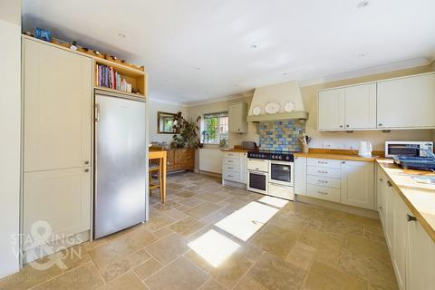 4 bedroom detached house for sale, School Road, South Walsham, Norwich