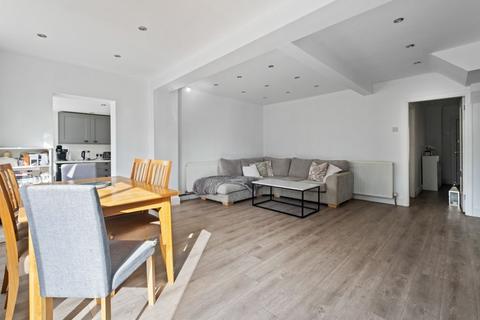 23 Chantrey Crescent, Birmingham, B43 7PA