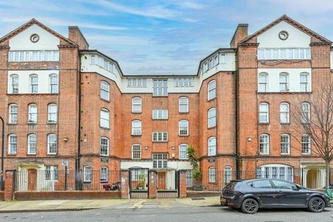 2 bedroom flat for sale, Winsham House, Churchway, London, NW1