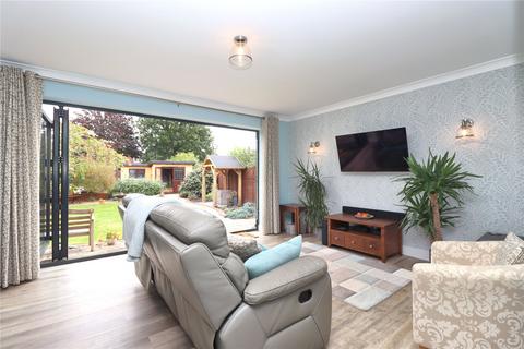 27 Apers Avenue, Woking, GU22 9NB