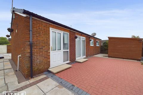 2 bedroom bungalow for sale, Burnell Close, St. Helens, WA10