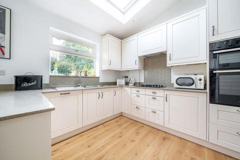 38 Ridgeway Avenue, Barnet, EN4 8TW