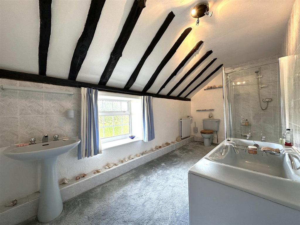 Four-Piece Bathroom 780