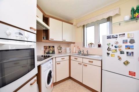 2 bedroom apartment for sale, Windsor Court, Newquay TR7