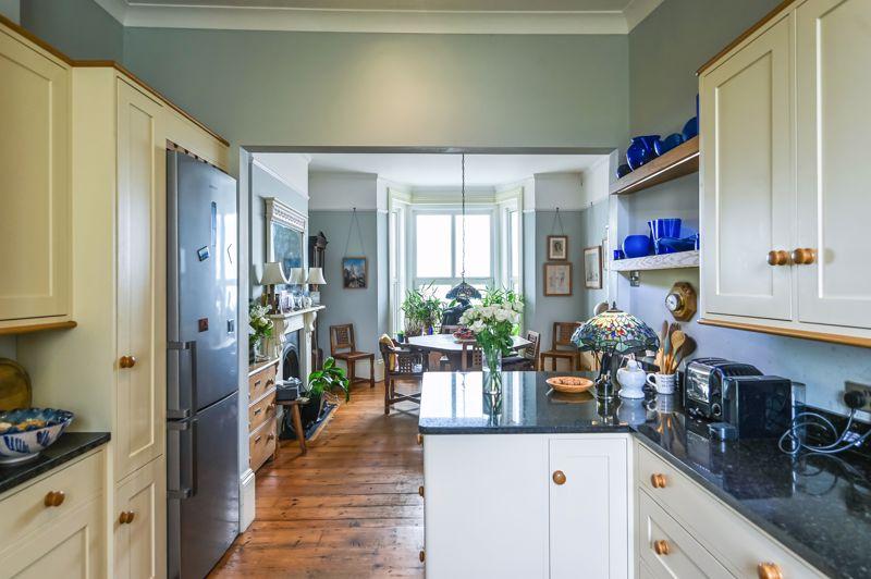 Kitchen/dining area