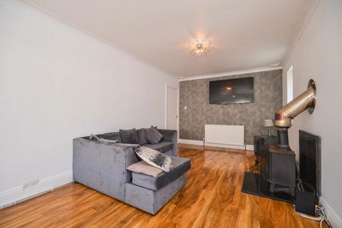 30 Middlebank Road, Ormesby, Middlesbrough, TS7 9EW