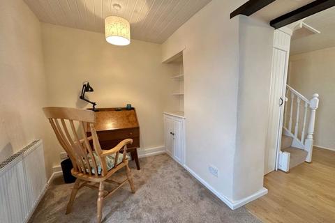 5 Pauls Row, Truro, TR1 1HH