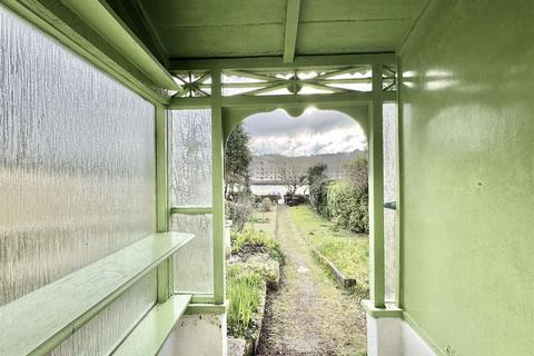 undefined, Trennick Row, Truro