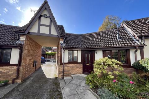 3 bedroom bungalow for sale, Glentrool Mews, Heaton