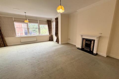 2 bedroom apartment to rent, Brook House, High Street, Repton