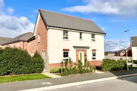 3 bedroom end of terrace house for sale, Honeycomb Vale, Chard, Somerset TA20