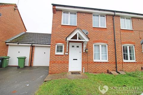 3 bedroom semi-detached house to rent, Wheelwright Close, Wednesbury WS10