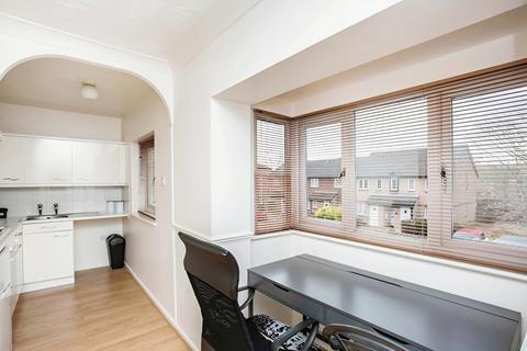 Studio to rent, Lowdell Close, Yiewsley