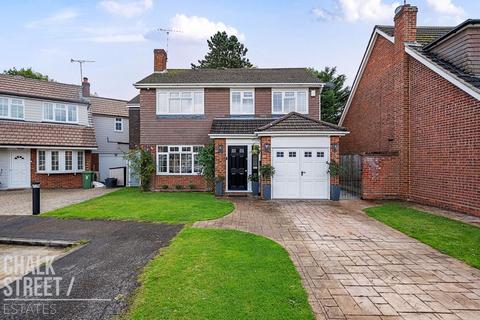 4 bedroom detached house for sale, Granary Meadow, Wyatts Green, CM15