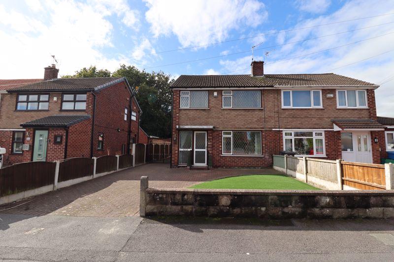 Arlington Drive, Penketh, WA5 3 bed semidetached house for sale £265,000
