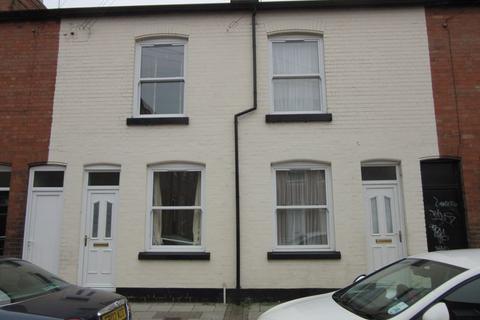 2 bedroom terraced house to rent, Station Street, LE18 4TH