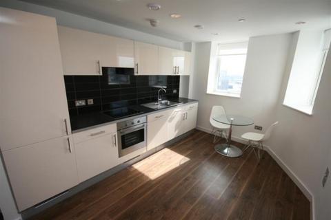 2 bedroom apartment for sale, The Heart, Salford Quay M50