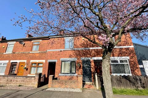 3 bedroom terraced house to rent, Royal Hill Road, Spondon,