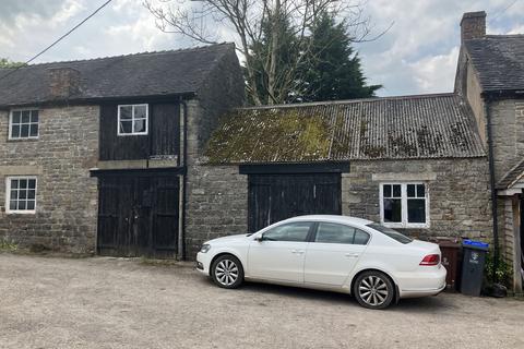 Garage to rent, Storage Shed Central Square, Waterhouses, Stoke-On-Trent, Staffordshire