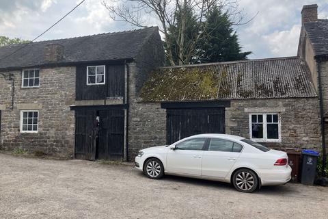 Garage to rent, Storage Shed Central Square, Waterhouses, Stoke-On-Trent, Staffordshire