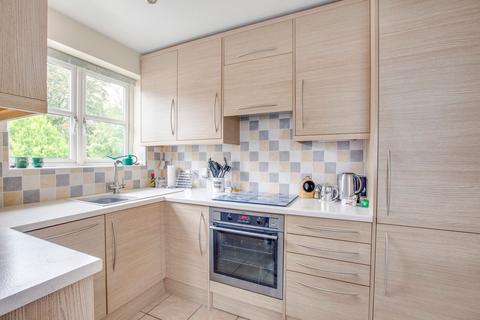 2 bedroom apartment for sale, Stretton Close, Penn, HP10