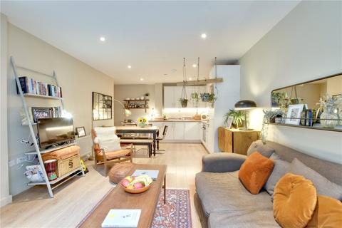 2 bedroom apartment for sale, Barge Walk, Greenwich, London, SE10