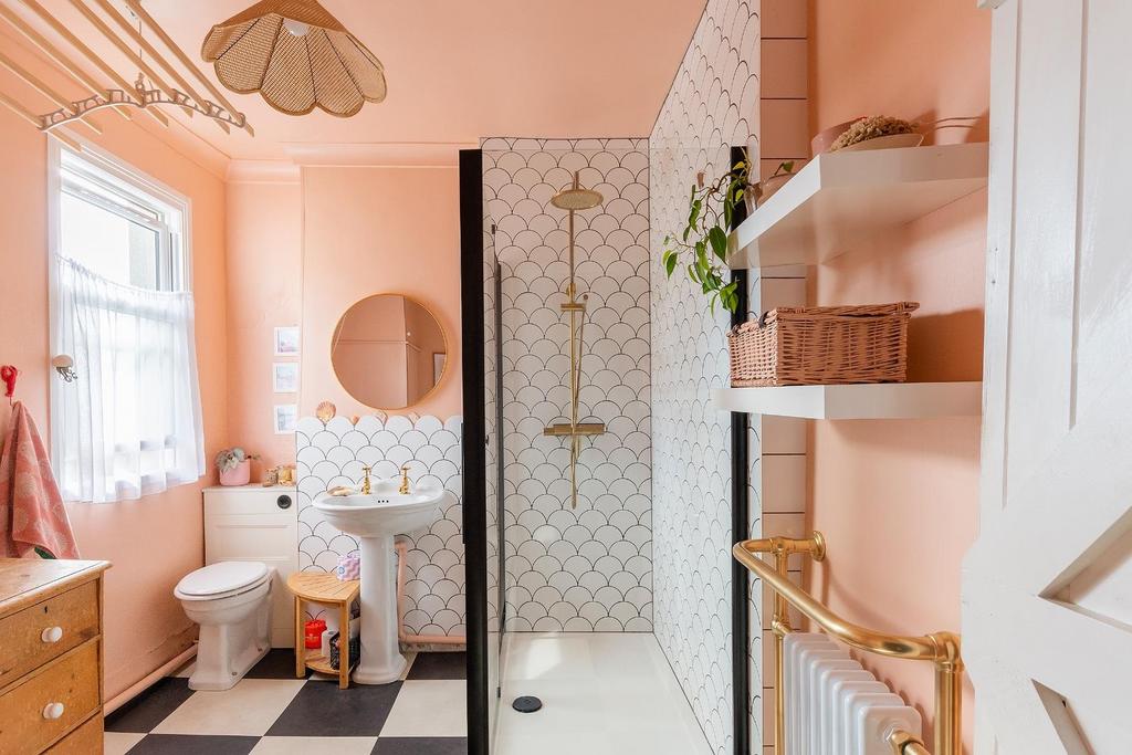 3 A0 RBR - Bathroom D.jpg