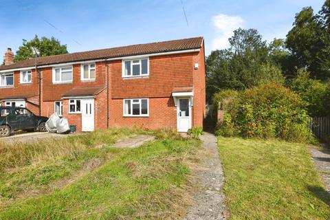 43 Spracklands, Dinton, Salisbury, SP3 5DY