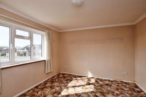 43 Spracklands, Dinton, Salisbury, SP3 5DY