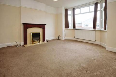 2 bedroom apartment to rent, The Avenue, Bournemouth BH9