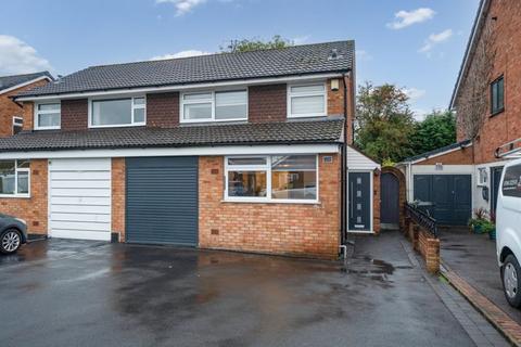 3 bedroom semi-detached house for sale, Blenheim Road, Kingswinford DY6