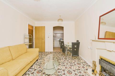 1 bedroom apartment for sale, Cadogan Court (New Malden), New Malden KT3