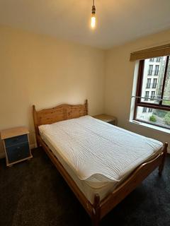 2 bedroom flat to rent, High Riggs, Tollcross, Edinburgh, EH3