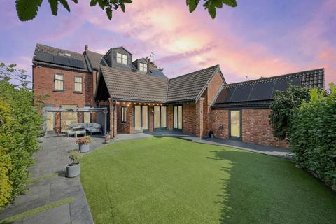 undefined, Main Street, Mansfield NG20
