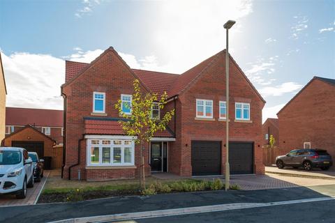 6 bedroom house for sale, Hockley Crescent, Boroughbridge, York, North Yorkshire, UK, YO51