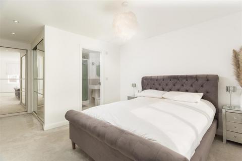 30 Hockley Crescent, Langthorpe, York, YO51 9FN